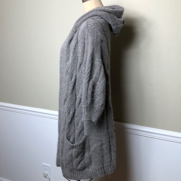 Vince wool blend hooded sweater - Picture 2 of 6